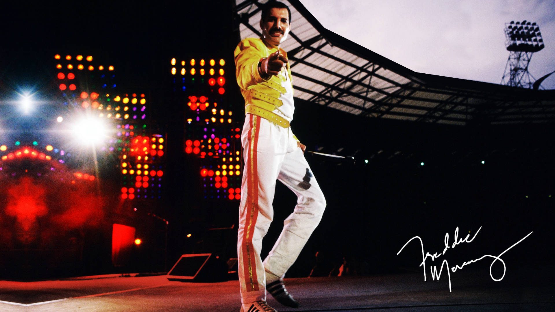 Freddie Onstage At Wembley Queen Freddie Mercury Freddie Mercury