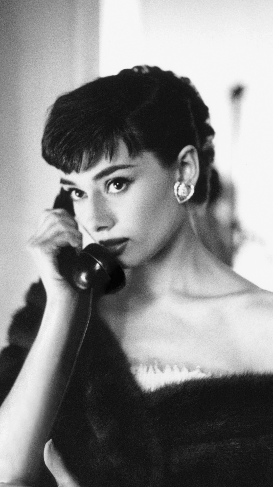 Audrey Hepburn for Android HD phone wallpaper  Pxfuel