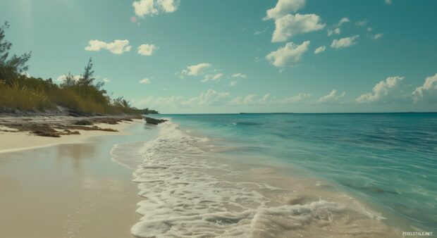 Bahamas beach laptop wallpaper.